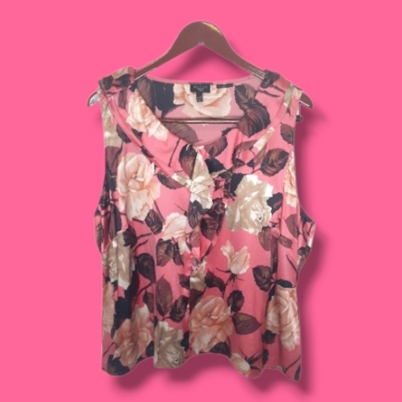 Talbots Tops - ❗SALE❗Talbots Floral Pink Sleeveless Top